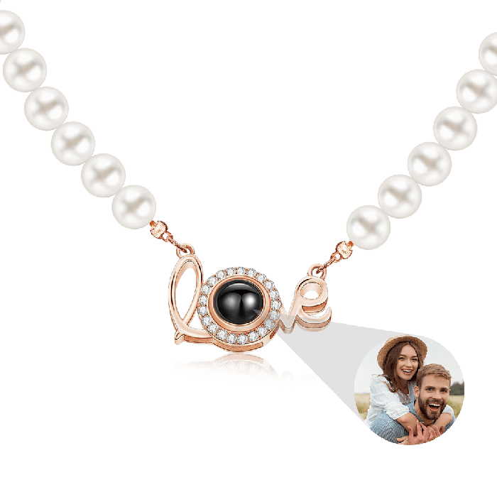 Projection Pearl  Necklace