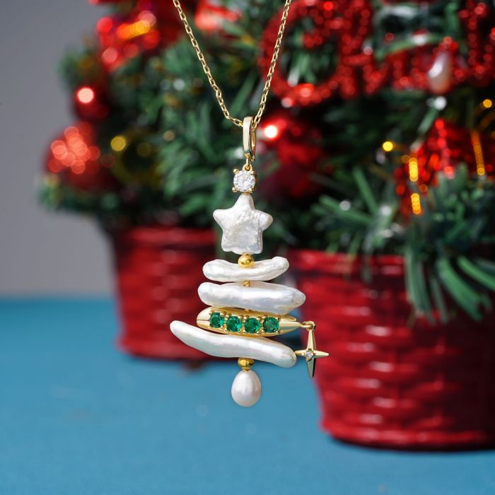 Christmas Tree Pendant Necklace