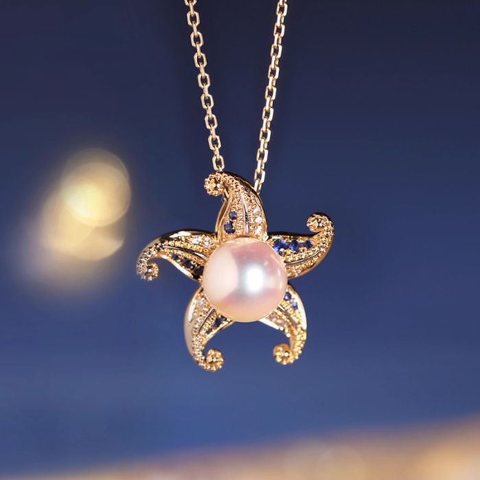 Starfish Pendant Necklace