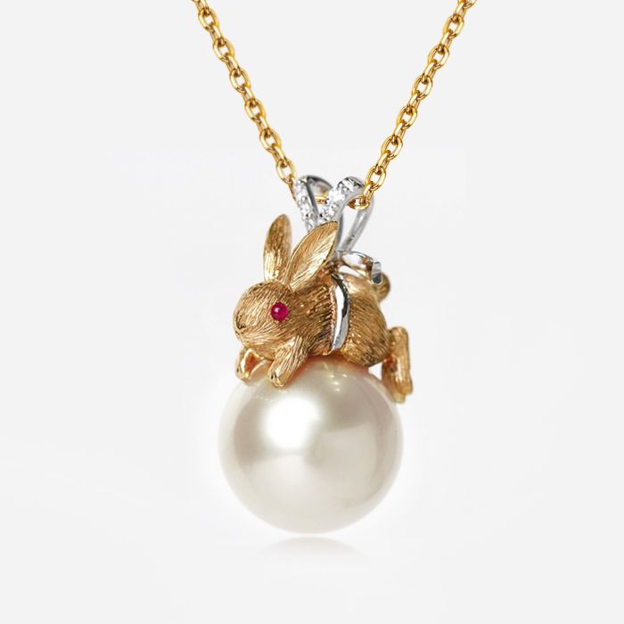 Rabbit Pendant Necklace