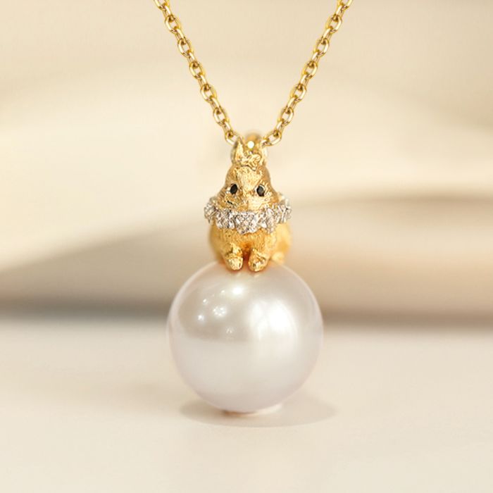 Rabbit Pendant Necklace