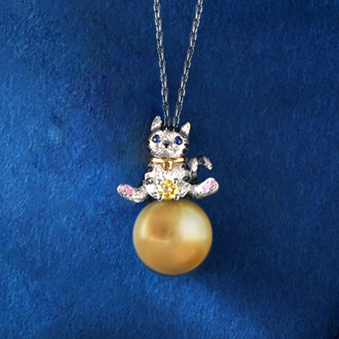 Cat Pendant Necklace