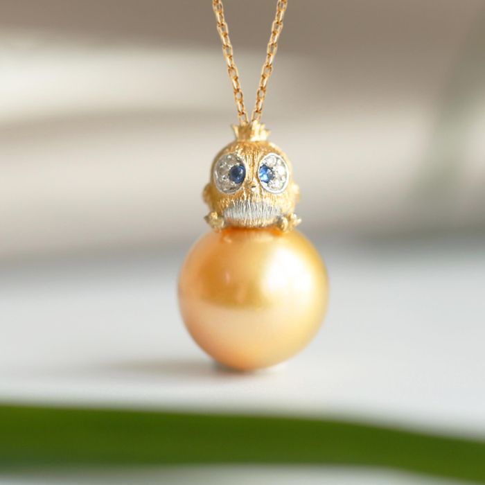 Chick Pendant Necklace